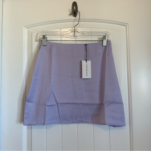 NWT WeWoreWhat purple lilac satin mini skirt women’s small - Picture 2 of 11